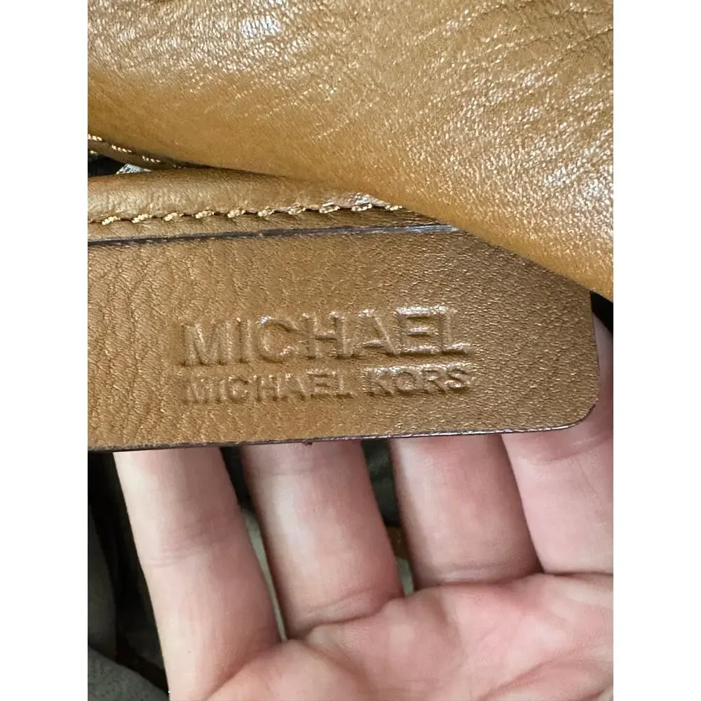EUC Michael Kors Hamilton Large Studded Leather Tote Brown Gold Lock & Key Chain